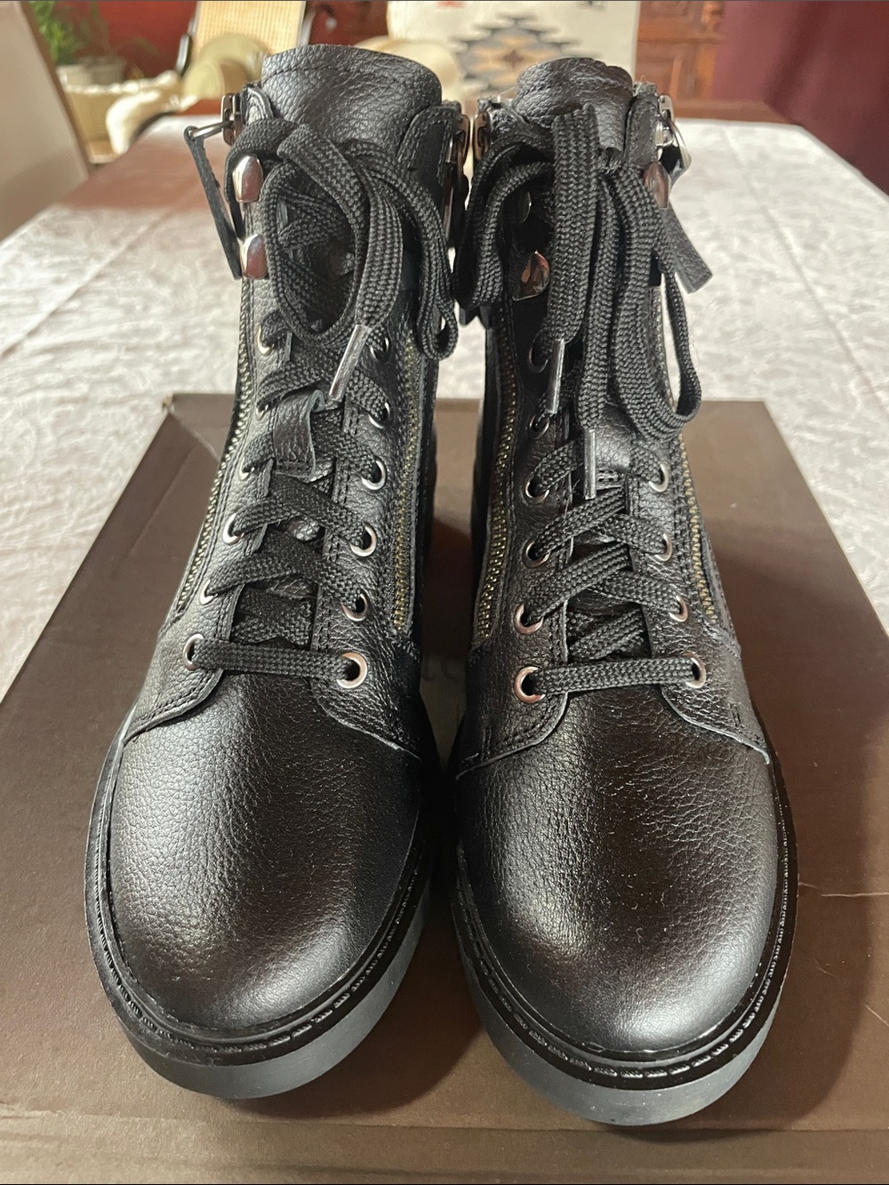 PAOLO TIBBY -L Black Women's Leather Lace-Up Combat Boots Sz 51/2 M New in Box